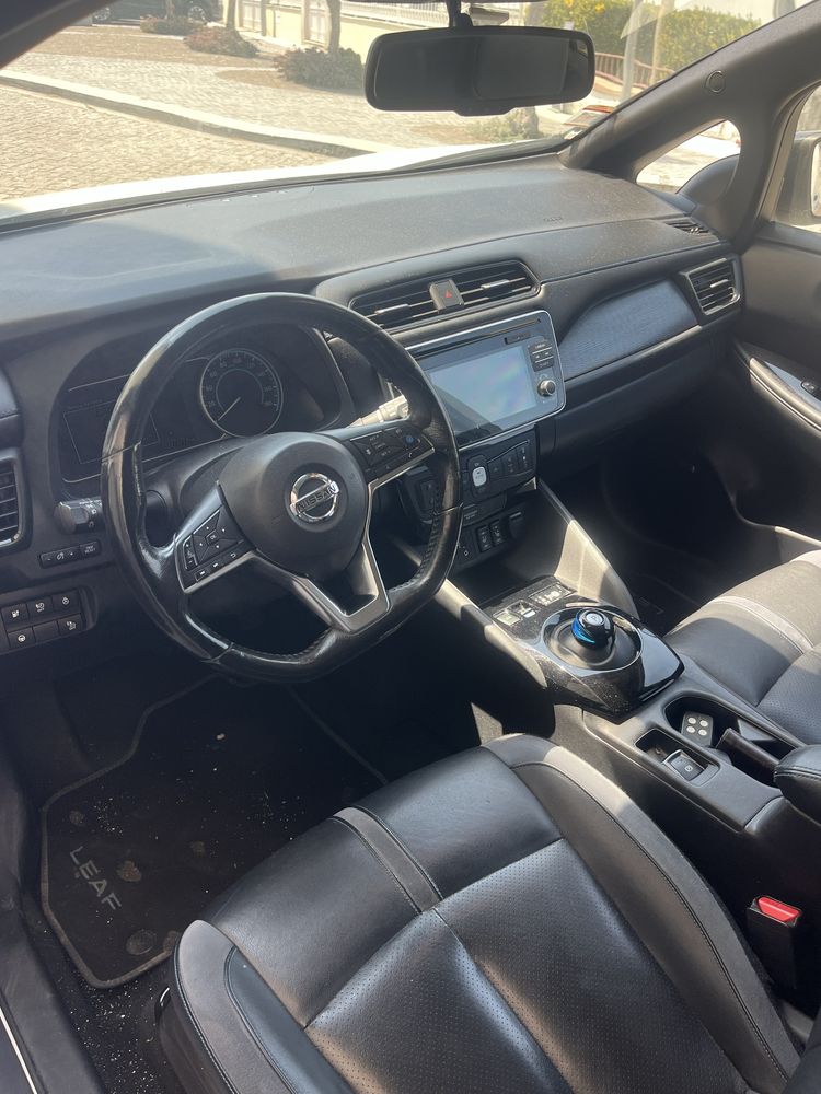 Nissan leaf como novo