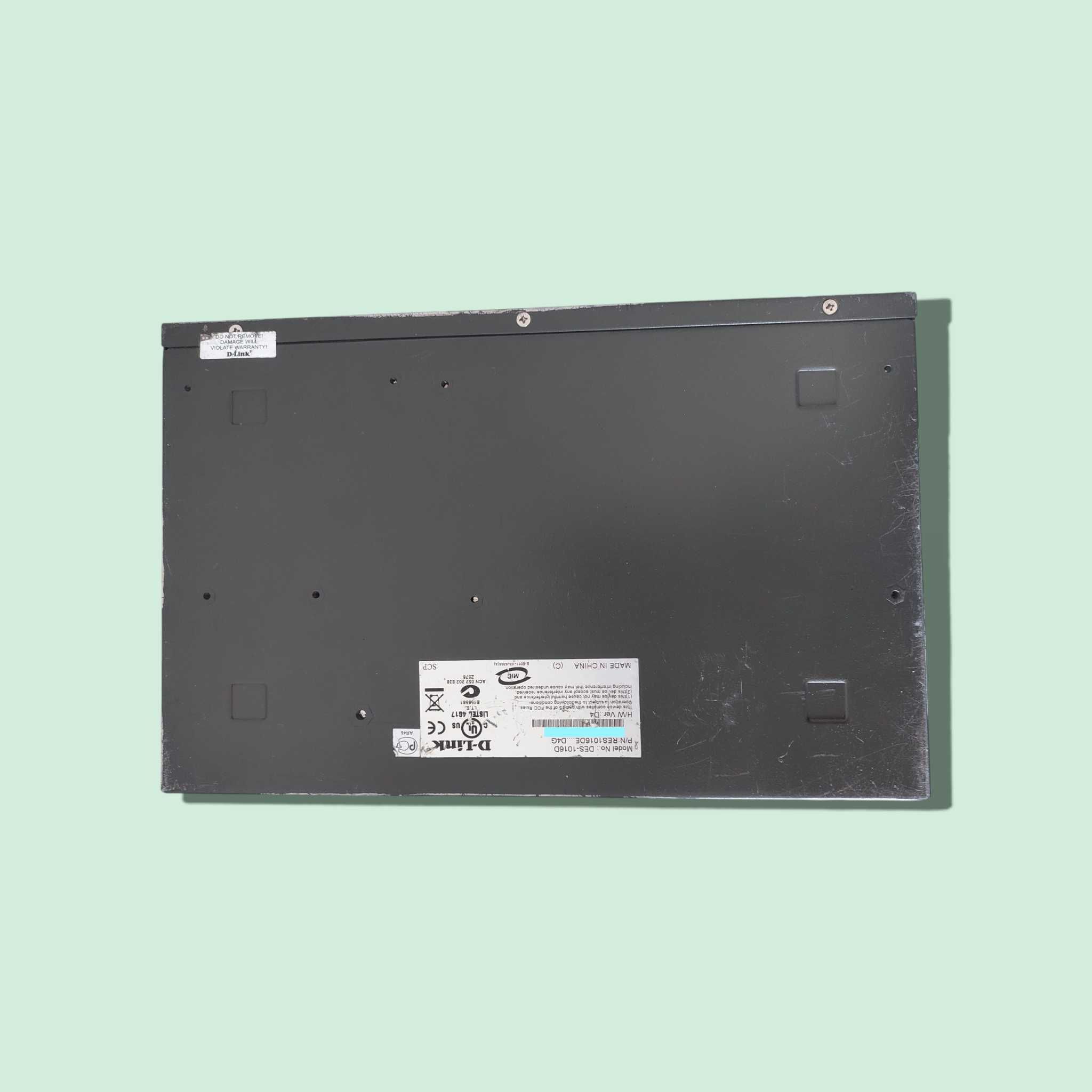 Комутатор D-Link DES-1016D