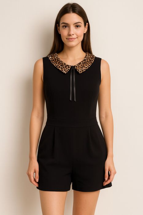 czarny kombinezon z kołnierzykiem w panterkę