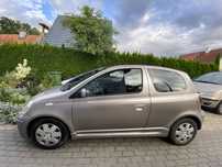 TOYOTA Yaris Sport
