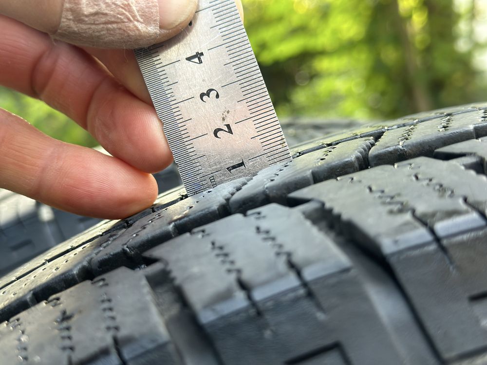 Opony Van 225/75 R16C zwmacniane 121/120R zimowe