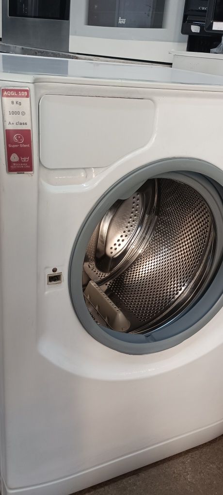Máquina de lavar roupa  em óptimo estado  em baixo preço