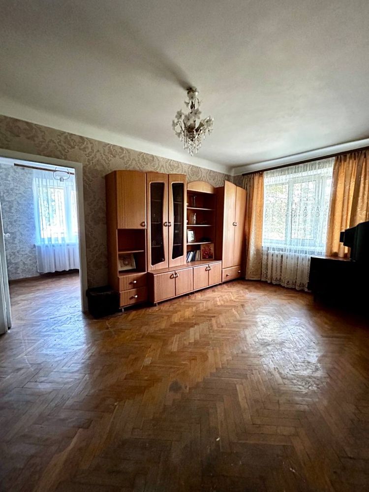 ПРОДАЖ! двохкімнатна, пр-т Каденюка, Дарниця, Соцмісто