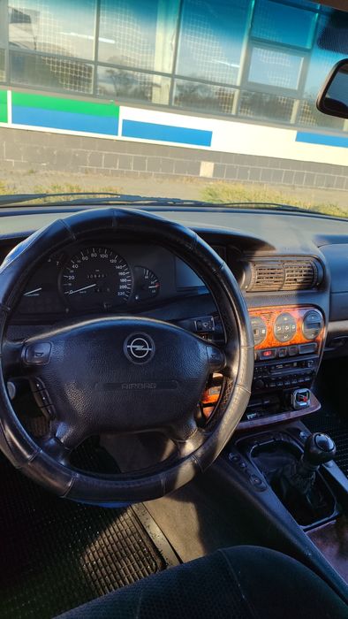 Продам автомобіль,Опель омега б 1999