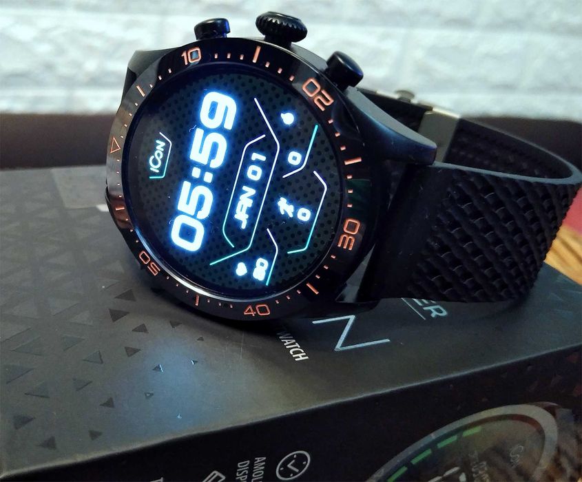 Smartwatch FOREVER Icon AW-100 Czarny