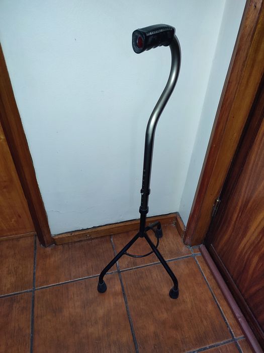 Canadiana Tripé ortopedia (usado)