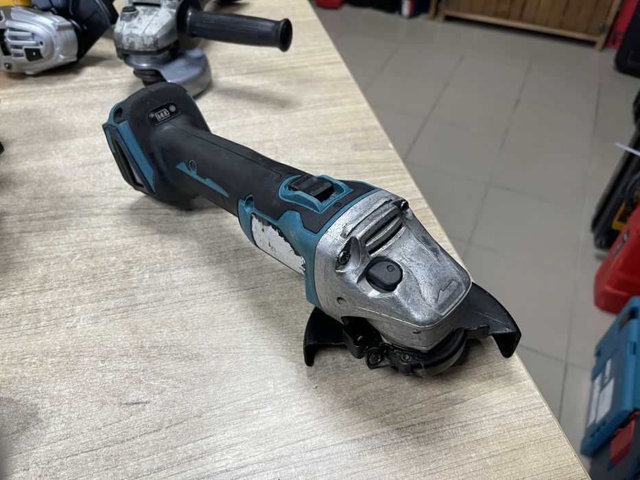 Makita DGA506 / безщіткова болгарка Макіта 18V 125 mm