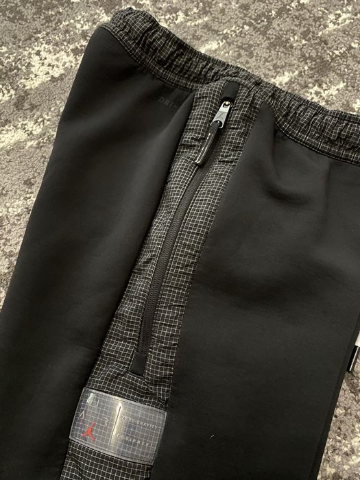 Штани Air Jordan M розмір чорного кольору