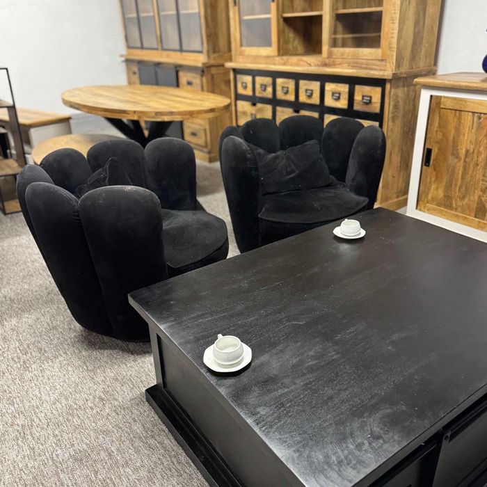 Big Black Loft - Czarny loftowy stolik do salonu  tylko w MANGOMEBLE