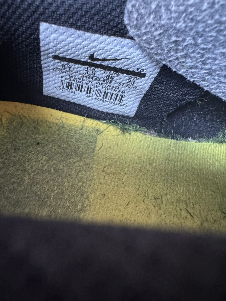 NIKE сороконожки на мальчика 36р-р, 23см
