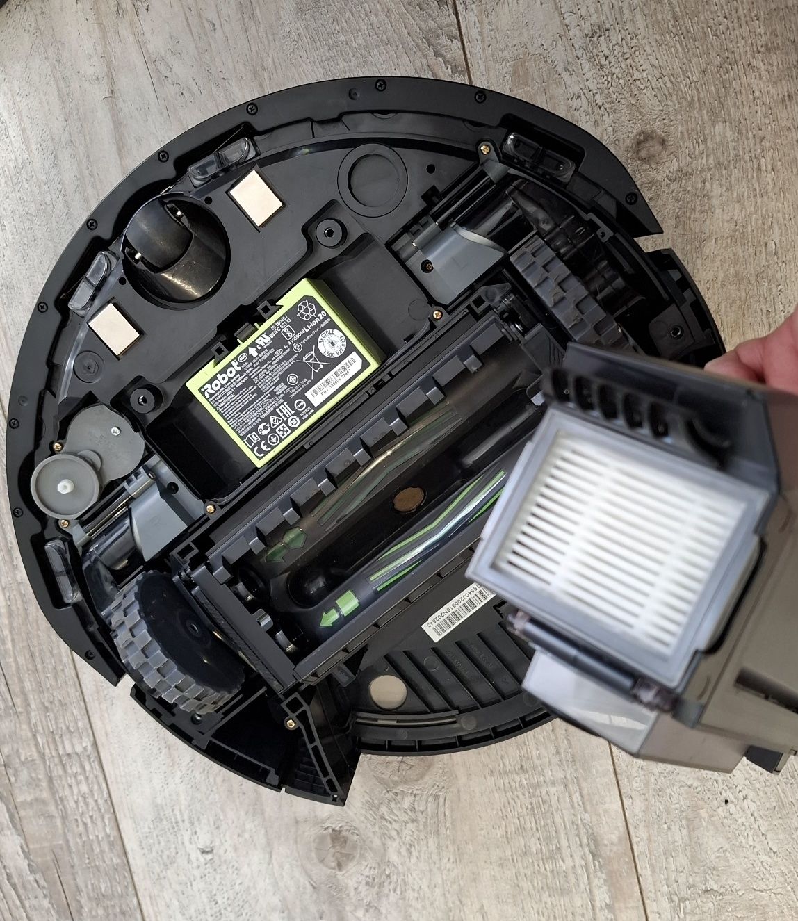 Irobot Roomba e5. Super stan!!!