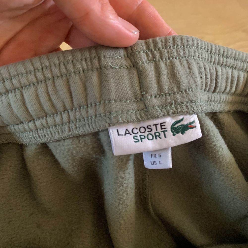 Спортивні штани lacoste; лакоста