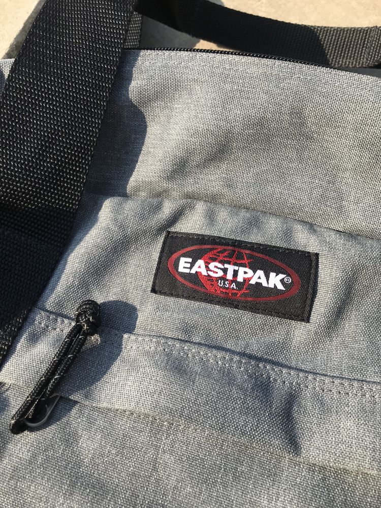 Продам сумку EASTPAK стан10/10