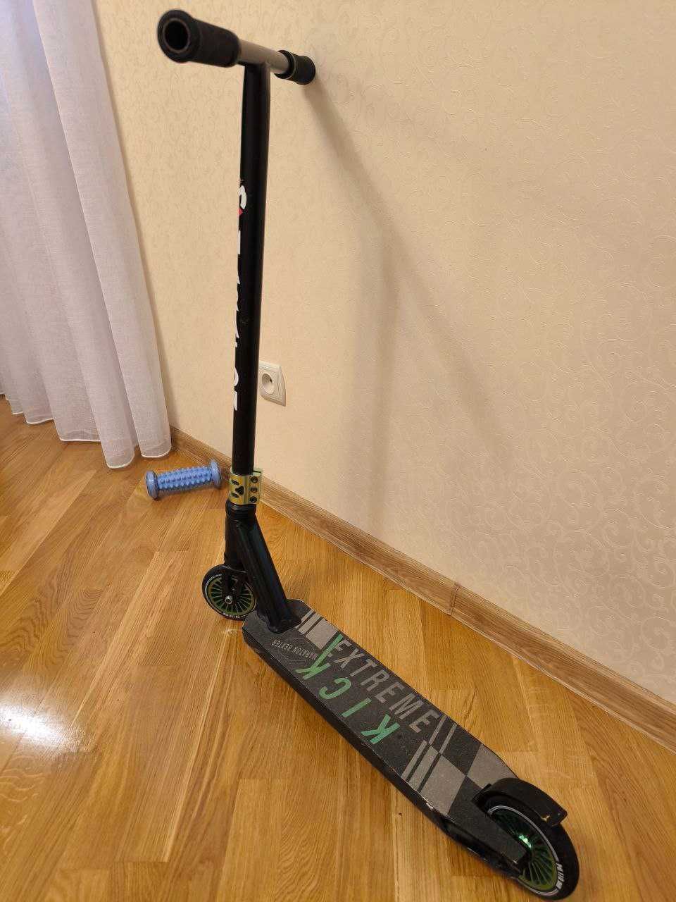 Продам самокат maraton