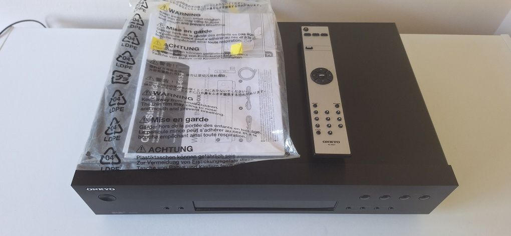 Tuner radiowy Onkyo T-4030 i strukcja pilot