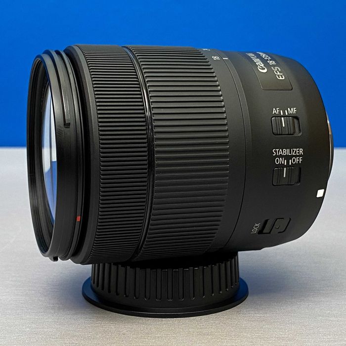 Canon EF-S 18-135mm f/3.5-5.6 IS Nano USM