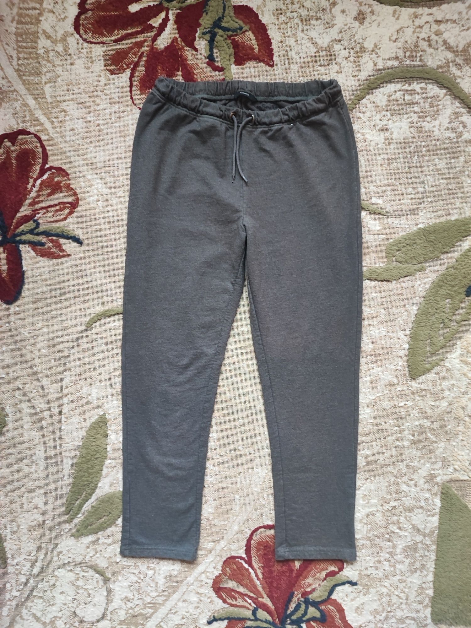 Продам женские спортивные штаны р М