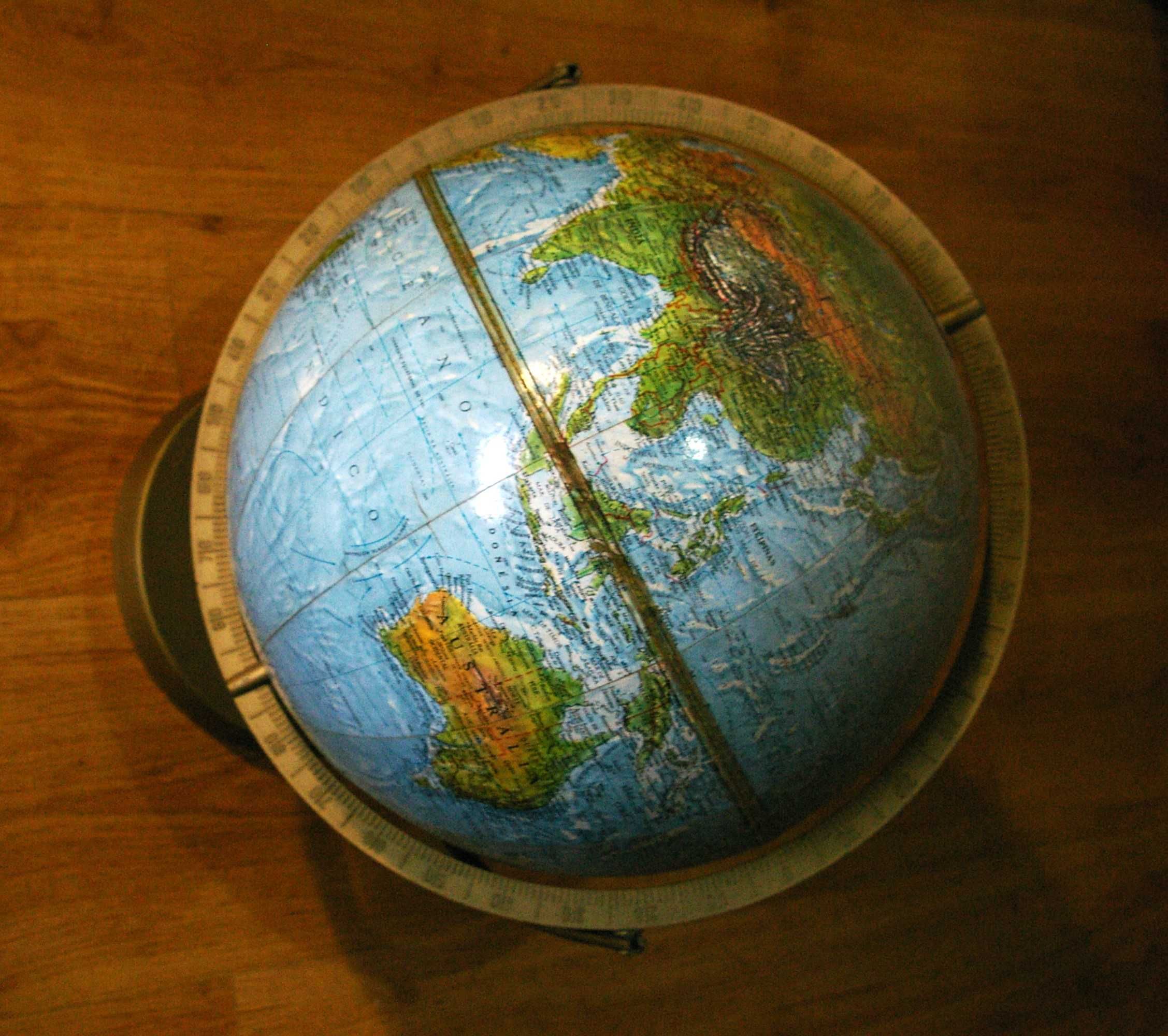 Globo Mundo antigo.
