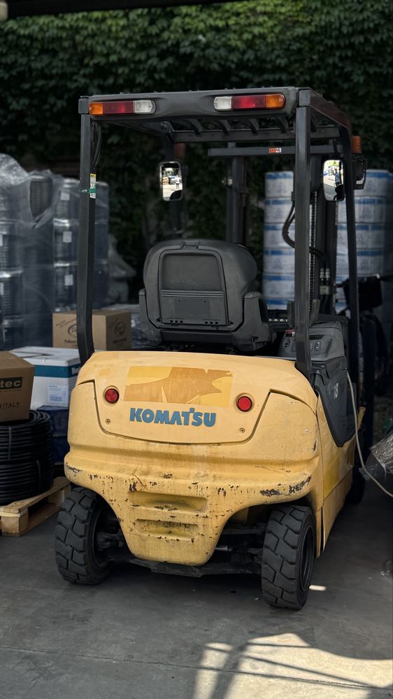 Продам електричний вилковий навантажувач