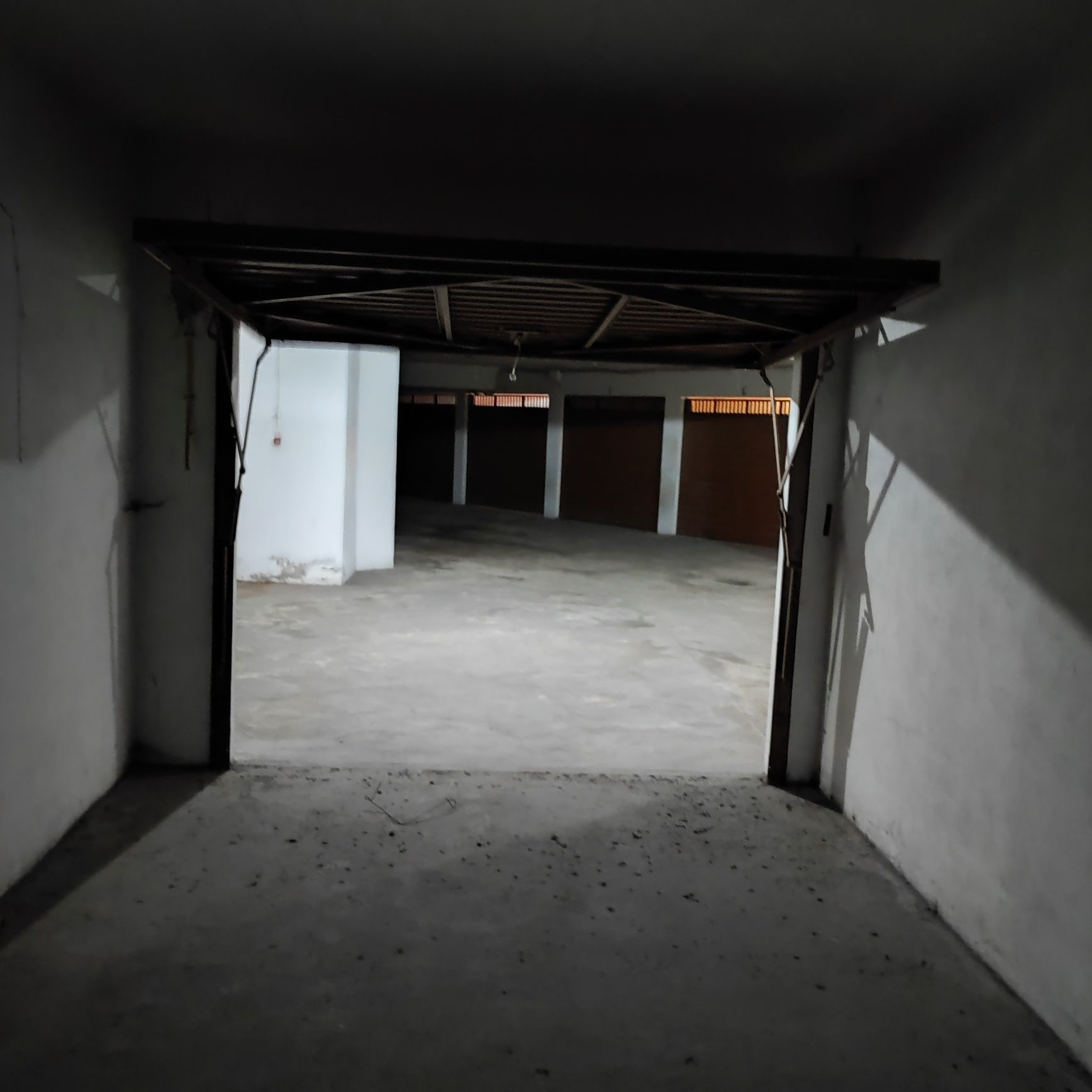 Garagem fechada com 17,20 m2