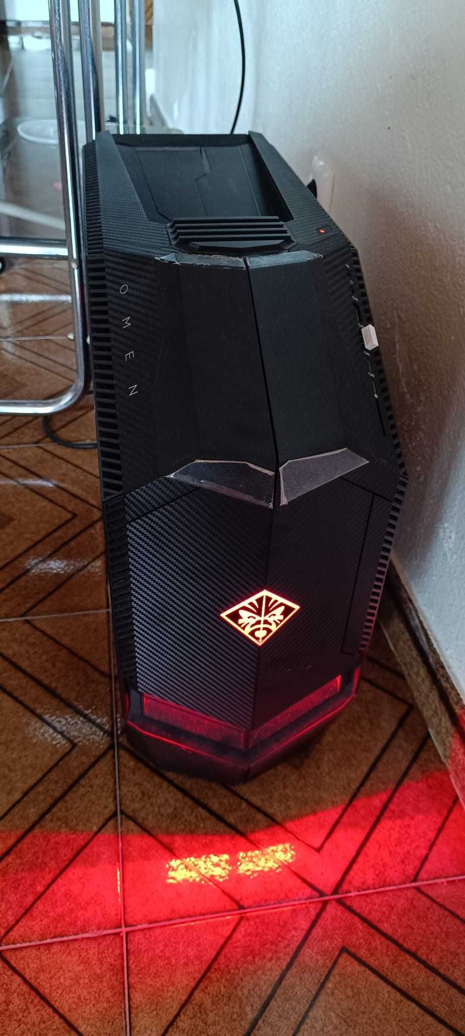 PC Gamer ( rizen 7 1800x ) GTX 1080 Ti 11GB, 23GB RAM