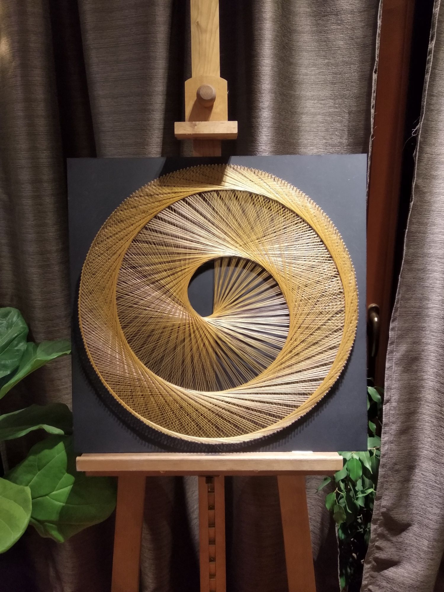 Obraz z nici Stringart String Art ok. 60x60