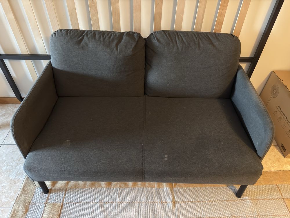 Vendo , estrado com pe , ventoinha e sofa