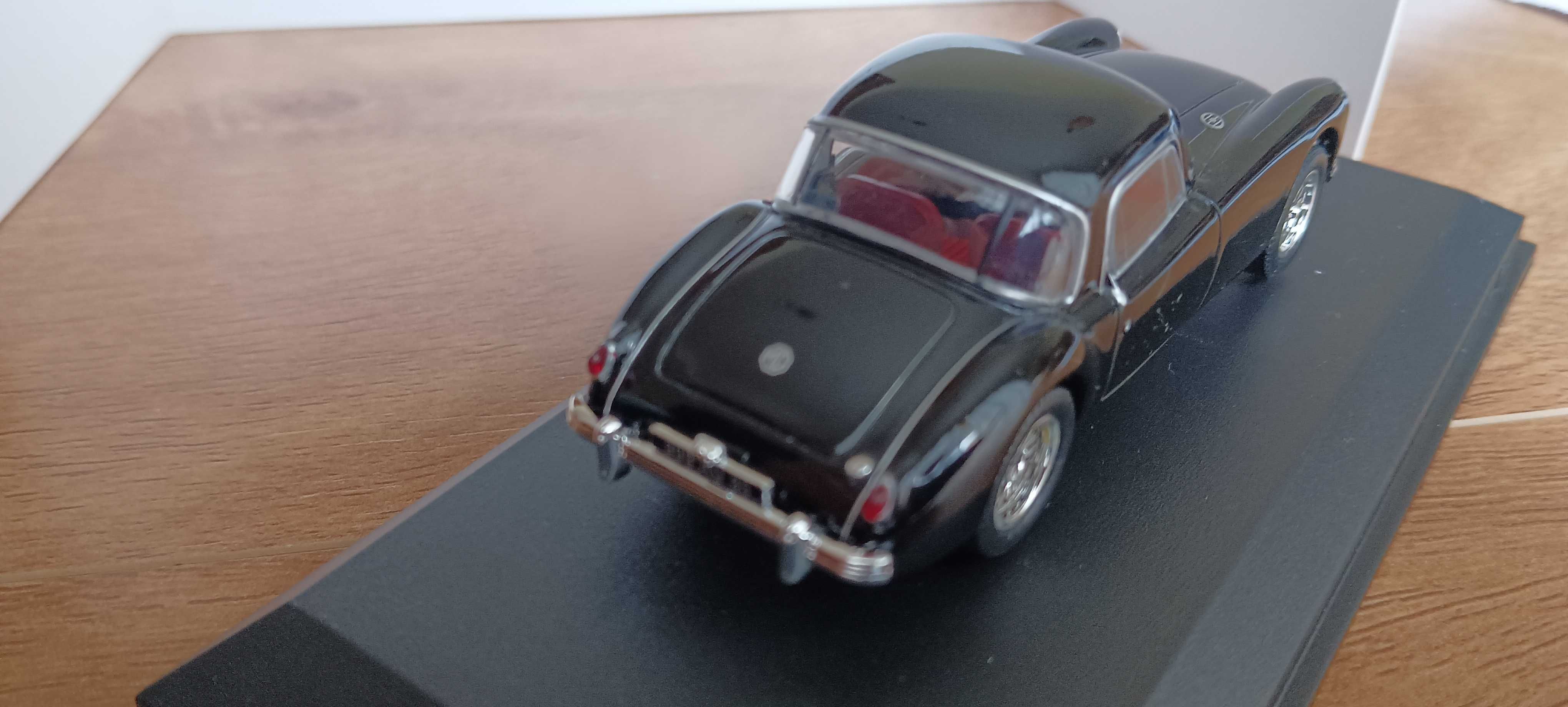MGA Coupe 1956 1/43  NOREV