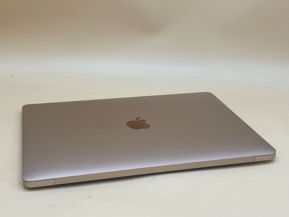 Macbook air 2020 m1 512 ssd стан на фото