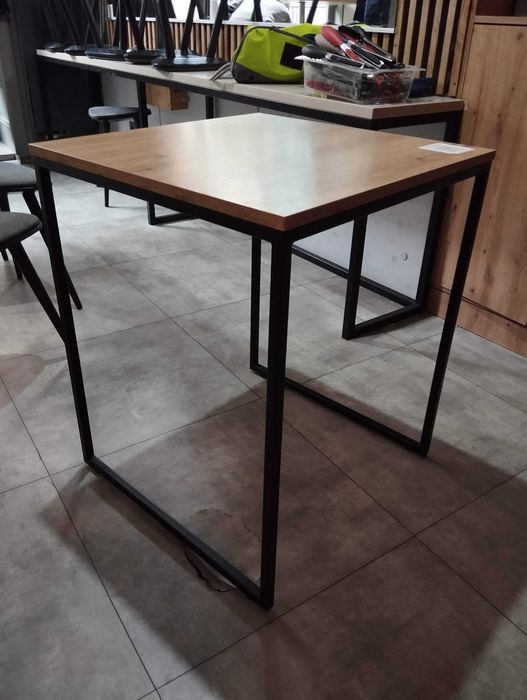Stolik industrialny 60x60