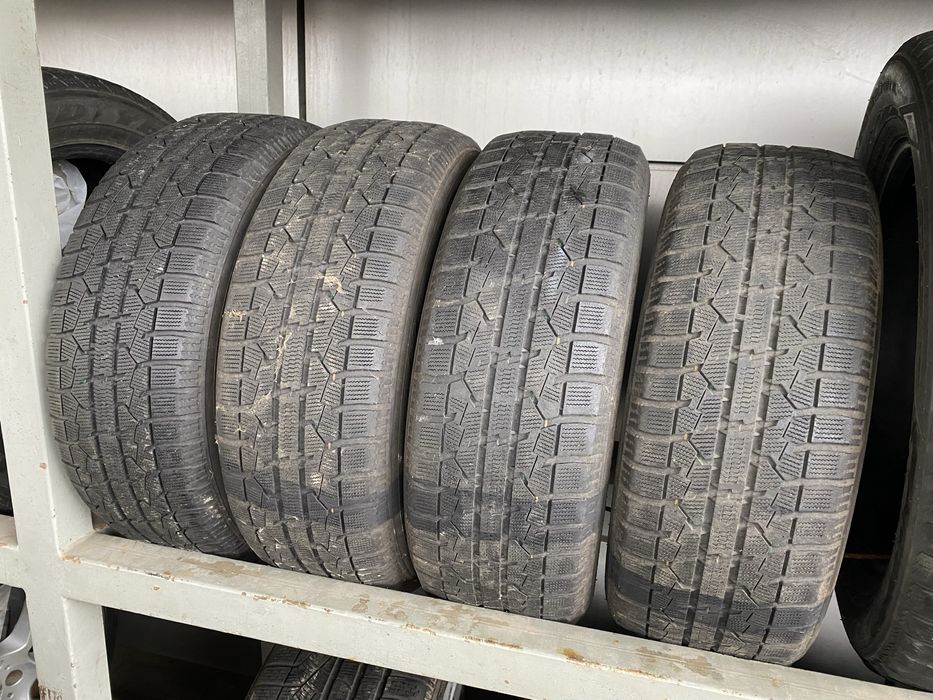 Зимові шини Тойо 205/60 R16