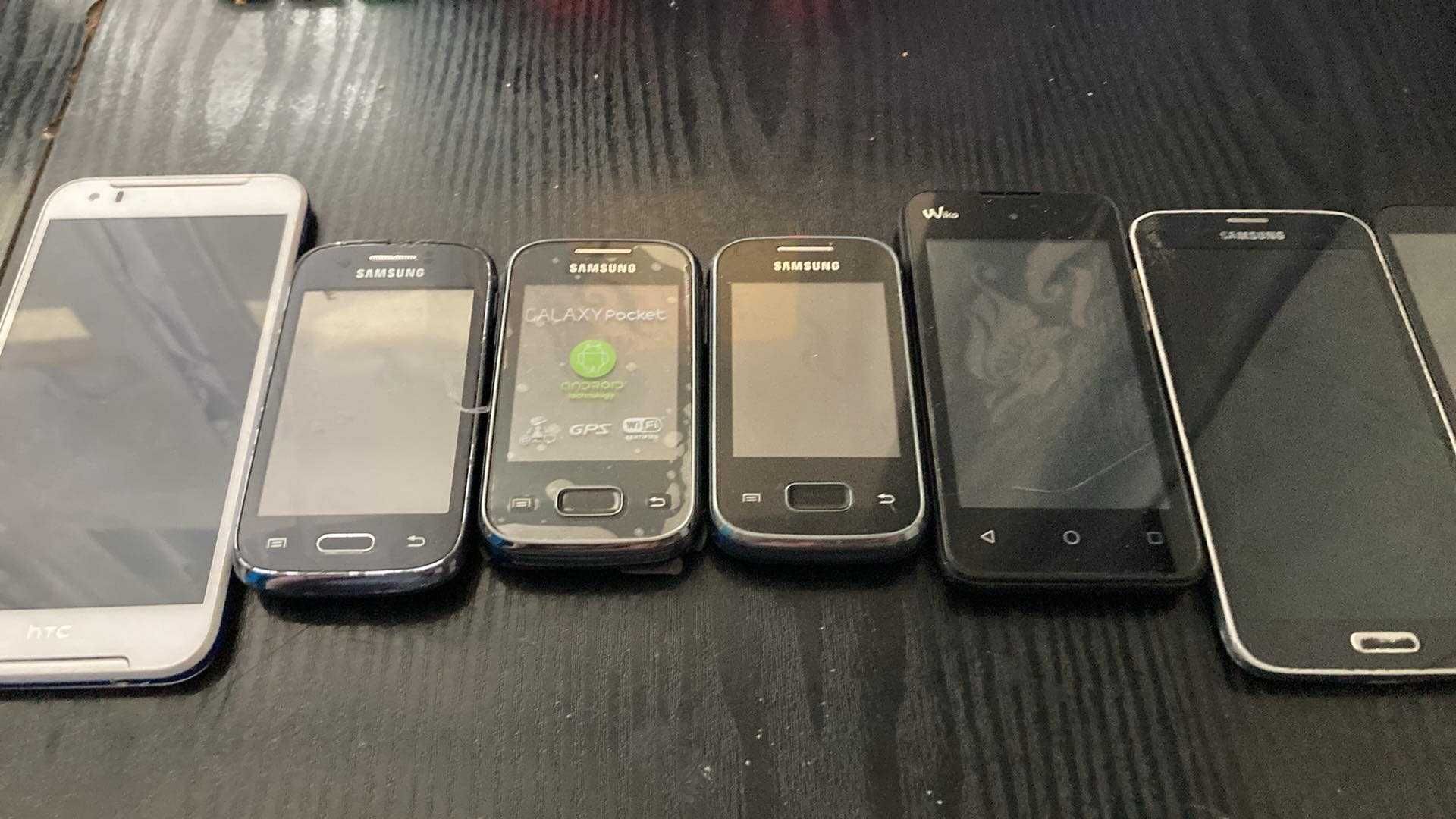 Zestaw Różnych Smartfonów