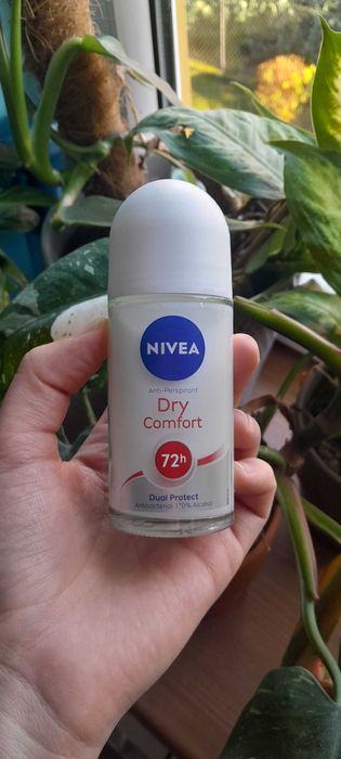 Nivea
Dry Comfort antyperspirant w kulce 50ml