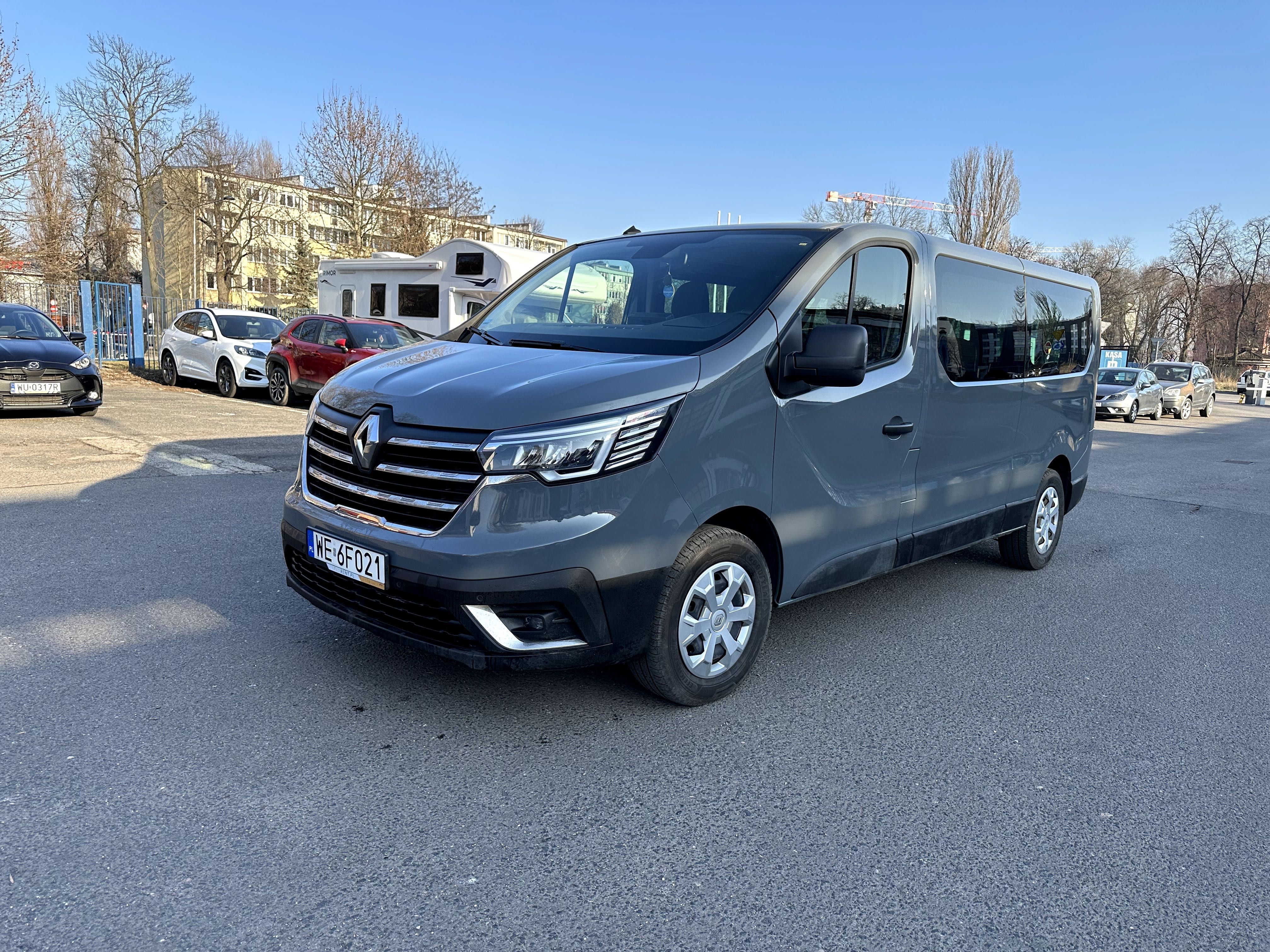 Wynajem busów 9 osobowych - nowe busy , podstawienie auta