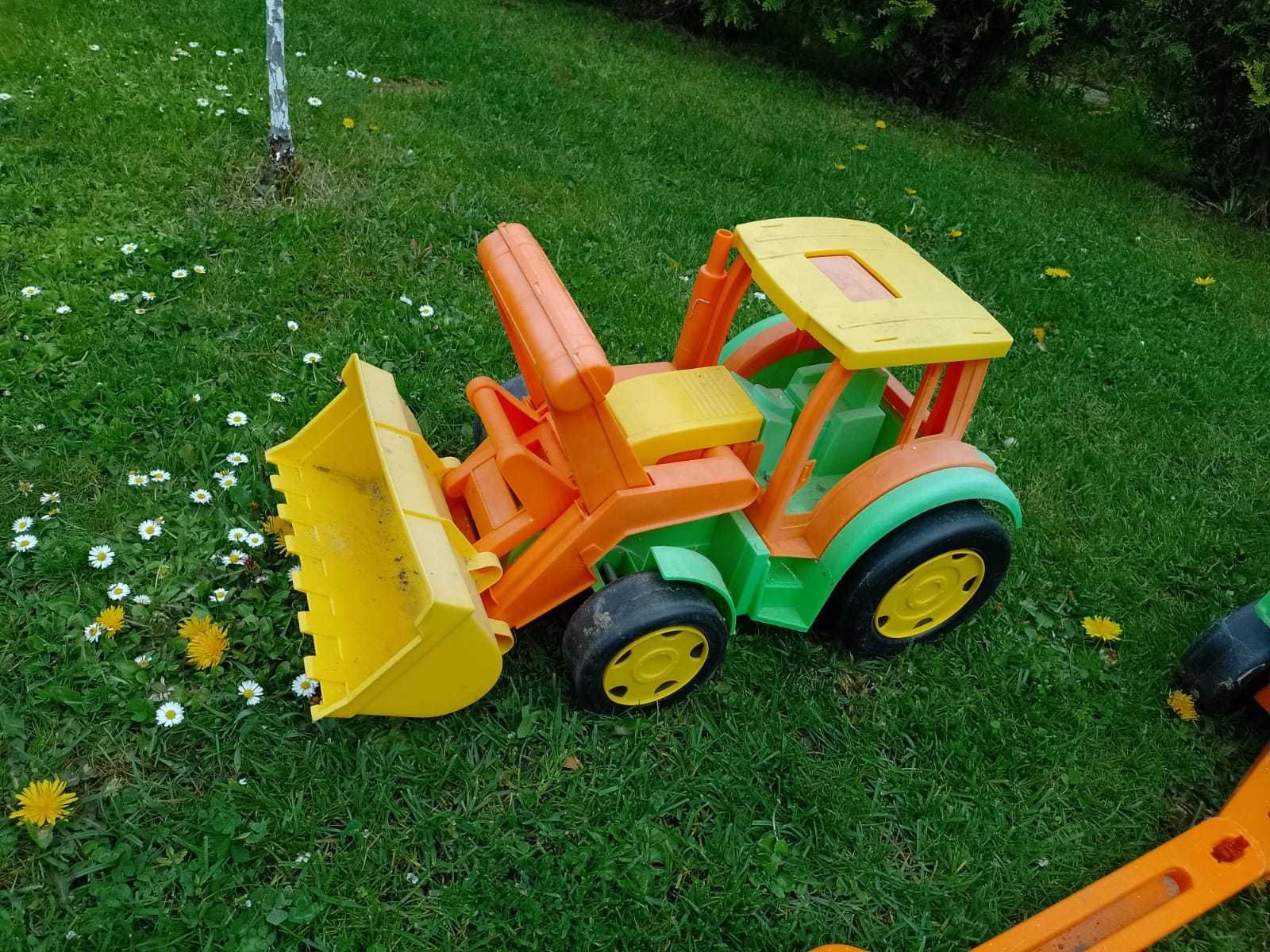 Traktor z przyczepka WADER