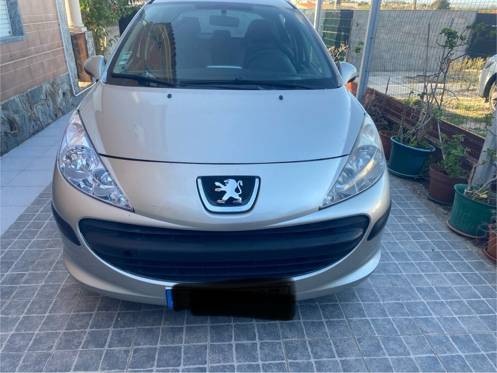 Peugeot 207 1.4i 16v
