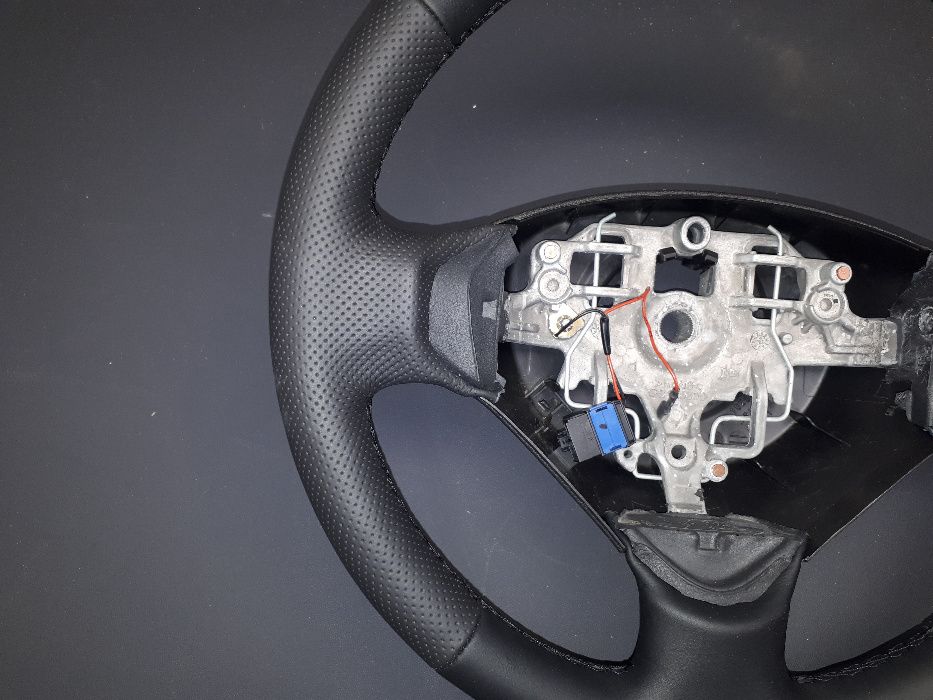 Kierownica Partner Berlingo nowa skóra