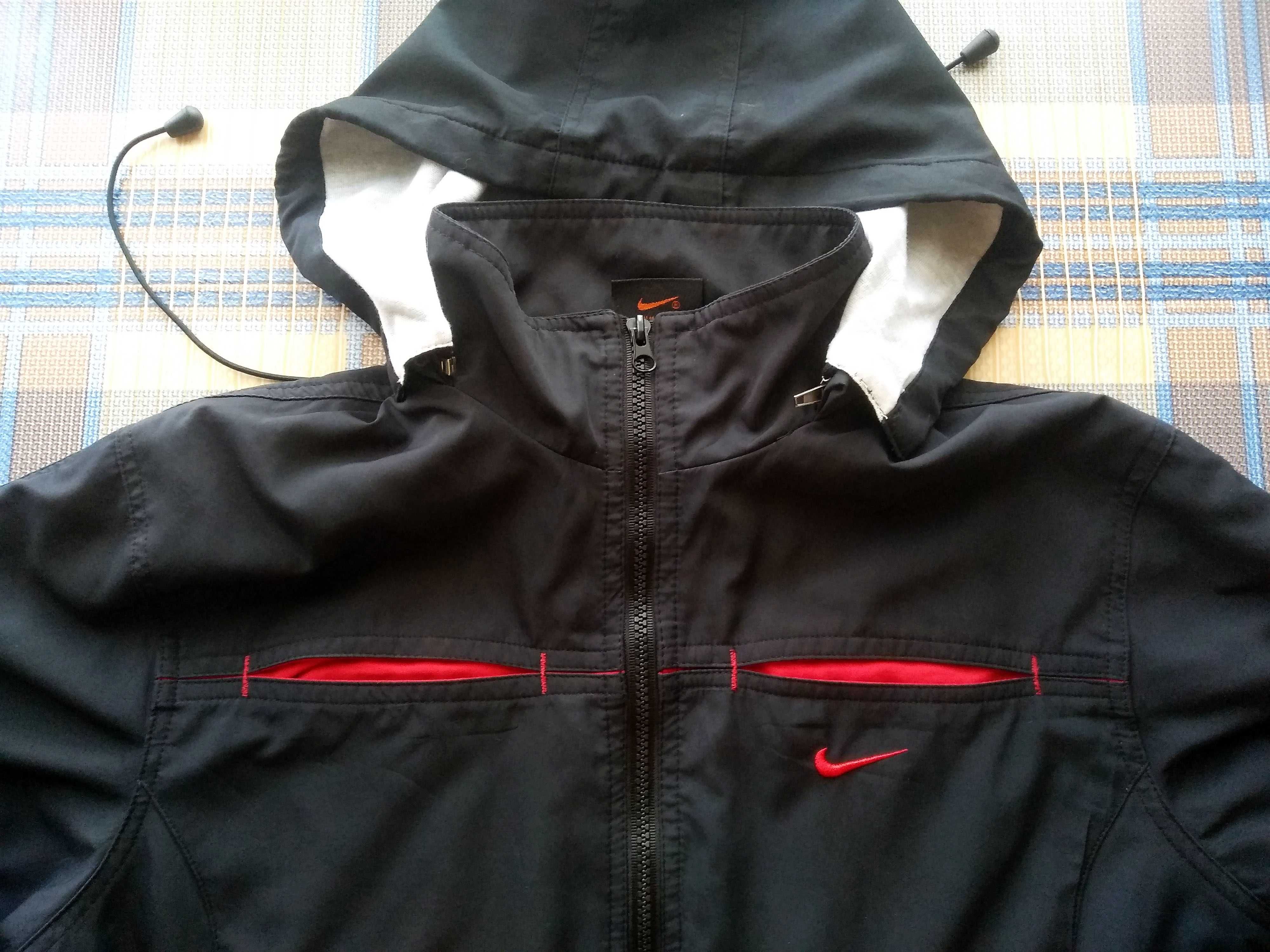 Спортивная кофта Nike (made in Turkey), женск, плечи 45 см. Возм обмен