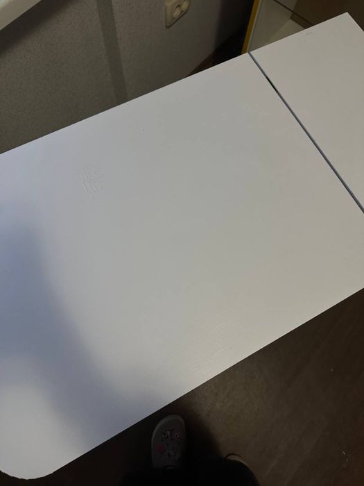 Продам стол для мастера маникюра