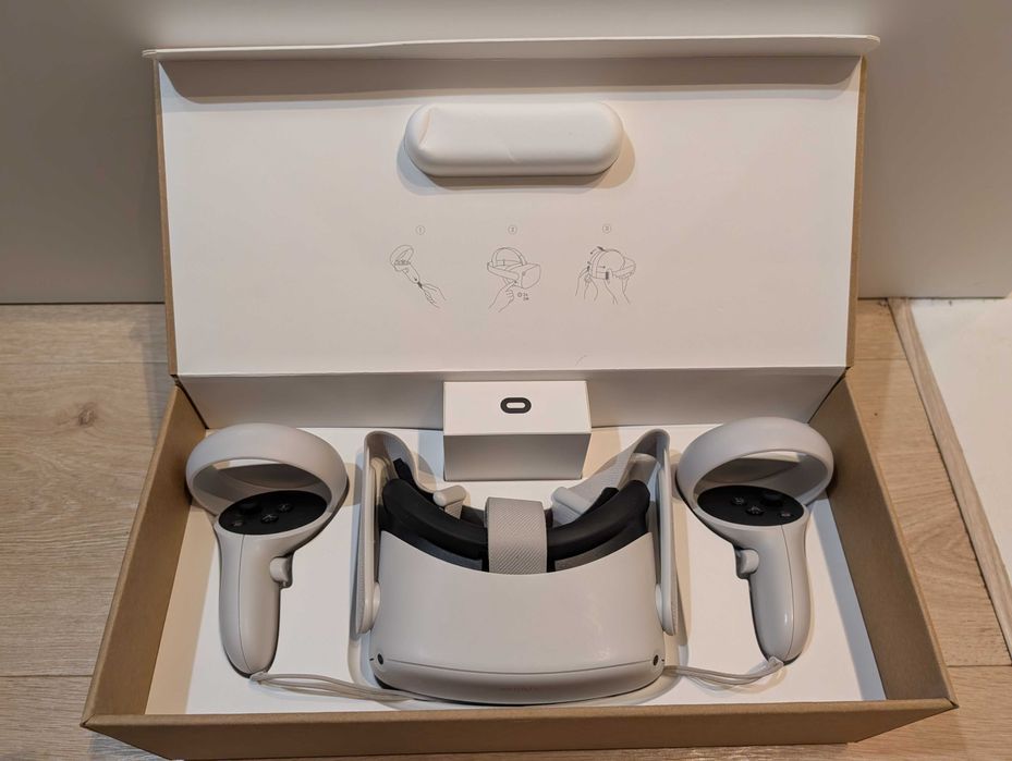 OCULUS QUEST 2 128GB + podstawka