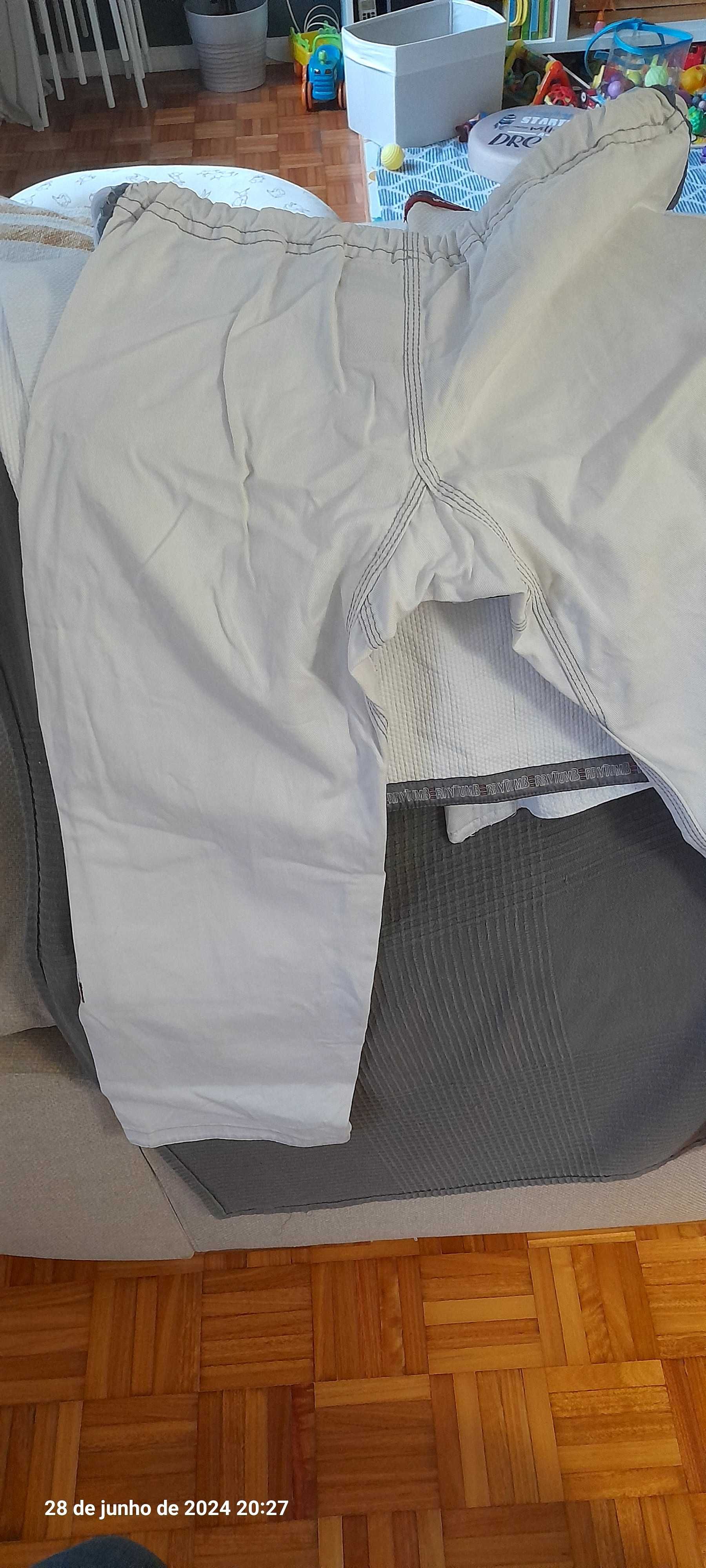 Gui jiu jitsu Kimono/fato M3