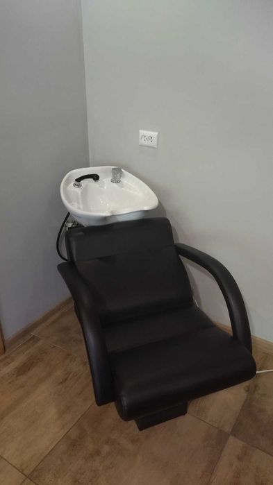 Оренда робоче місце перукар-колорист