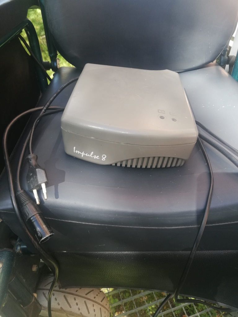 Wózek inwalidzki elektryczny Vermeiren typu Quad