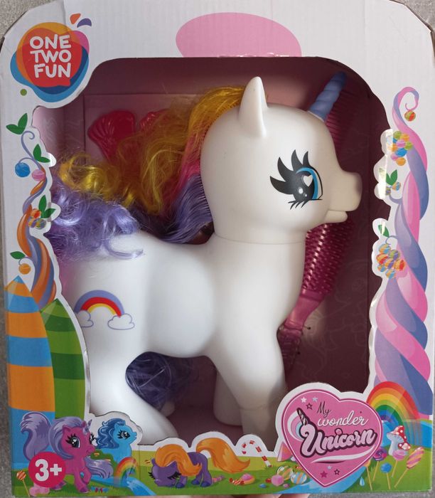 Іграшка для дівчинки Єдиноріг