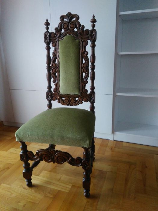 Krzesło rzeźbione tapicerowane vintage