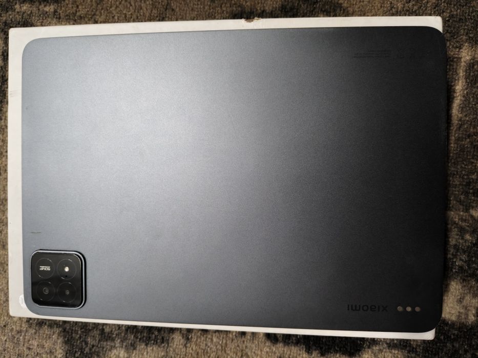 Xiaomi pad 6s pro 12.4.   8/256