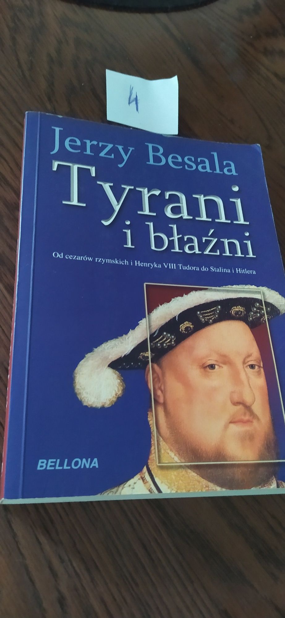 Tyrani i błaźni Jerzy Besala