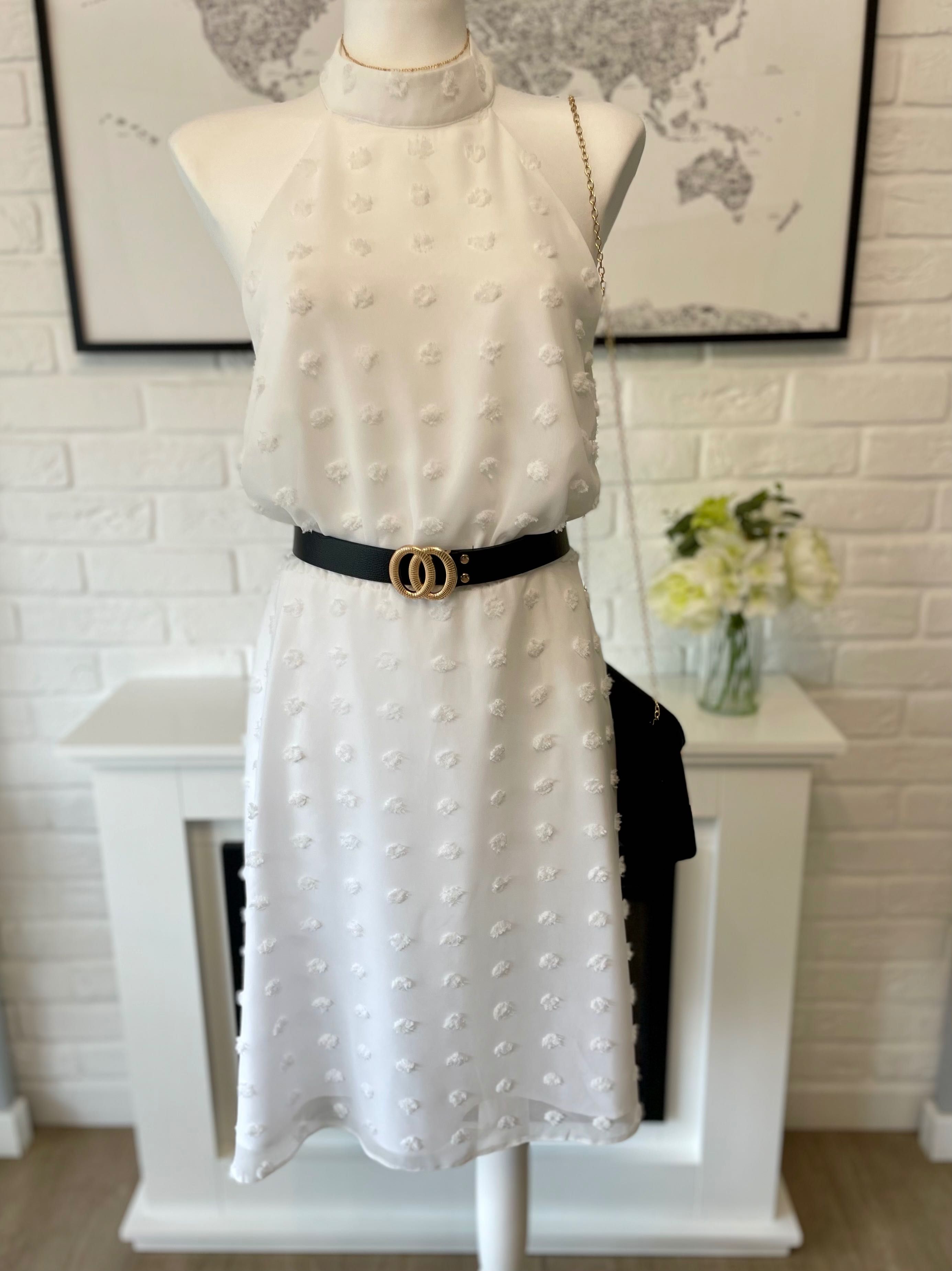 Biała sukienka typu halter w groszki z odkrytymi plecami V by Very XXL