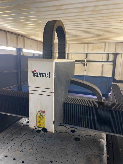 Б\В лазерний верстат\станок Yawei HLE1530 Raycus 12kW для різки металу