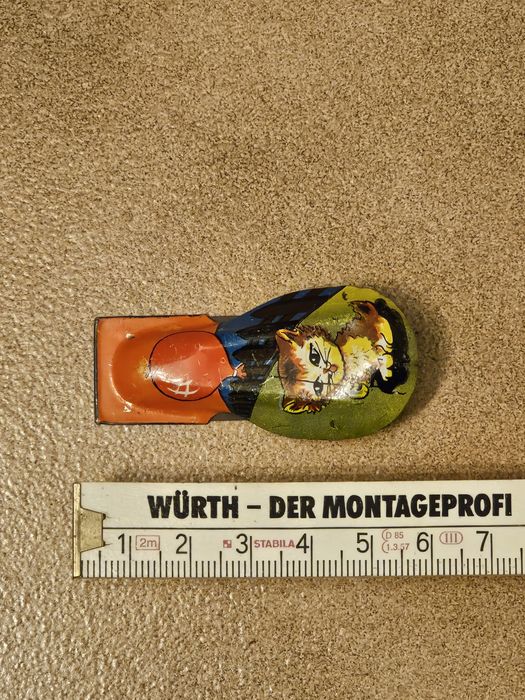 Blaszany metalowy klikacz kotek z PRL